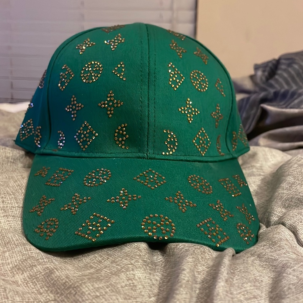 NWOT Green Adjustable Cap